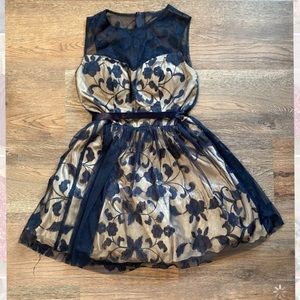 Lace homecoming dress